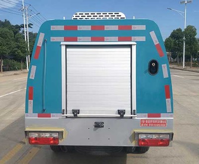 專業(yè)高效，路況守護(hù)者——程力虹宇牌HYS5030TYHE6型路面養(yǎng)護(hù)車解析